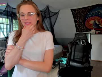 webcam couple rose_carter live cam image #2712810