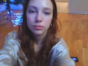 webcam girl shirleywhitney live cam image #8093953