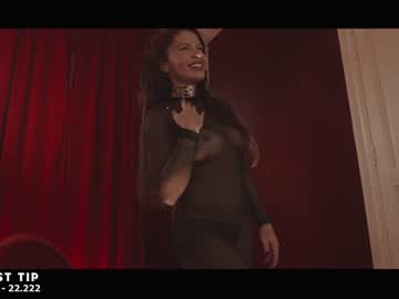 webcam girl rougeoud live cam image #7423927