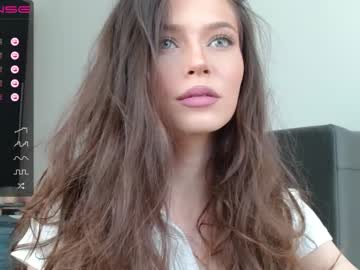 webcam girl isia_slay live cam image #2774531