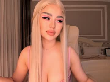 webcam girl bae_suz live cam image #2136019