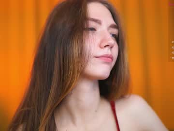 webcam girl angels_kiss live cam image #3570800