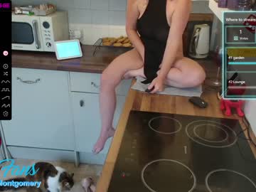 webcam girl ladyamontgomery live cam image #3324521