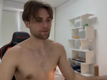 webcam man devilnut1 live cam image #5581729