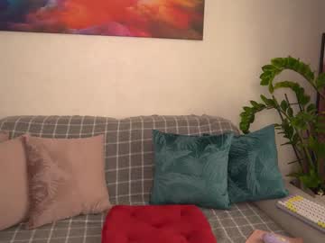 webcam girl sweety_rinushka_ live cam image #9353393