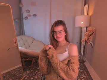 webcam girl zlata_luna live cam image #508440