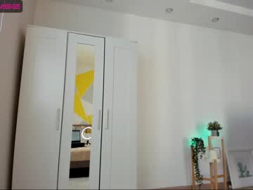 webcam girl roxy_blue_eyed_ live cam image #6147866