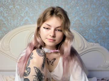 webcam girl lostallice live cam image #3652184