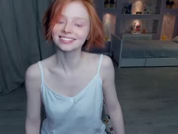 webcam girl gingers_hugs live cam image #7898375