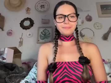 webcam girl xyleialuv live cam image #6420430