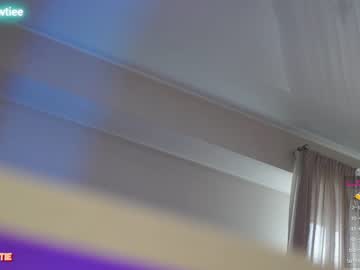webcam girl _taylor_swift live cam image #5393754
