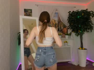 webcam girl elaine_mur live cam image #1098689