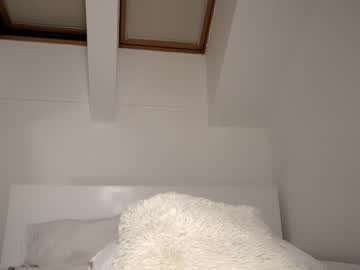 webcam girl aria_diaz live cam image #8663839