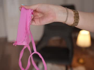 webcam girl kriss0leoo live cam image #12323462