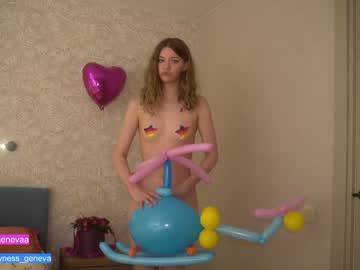 webcam girl coyness_geneva live cam image #5120425