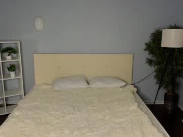 webcam girl lauratanguy live cam image #11357484