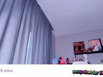 webcam girl vivian_qwerty live cam image #12442905