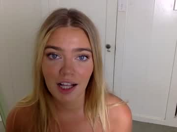 webcam girl littlemaryjane19 live cam image #2538960