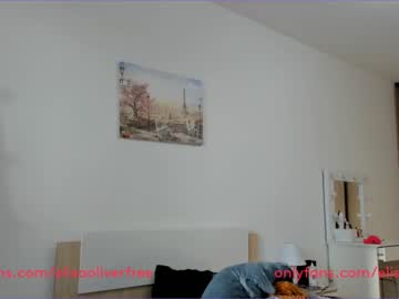 webcam girl elisa_oliver live cam image #1683240