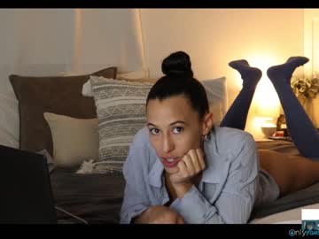 webcam girl blissense live cam image #5228579
