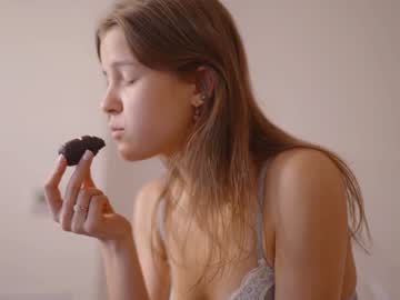 webcam girl eli_sun live cam image #7897886
