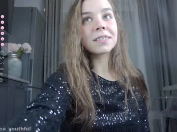 webcam girl monika_youthfull live cam image #8720320