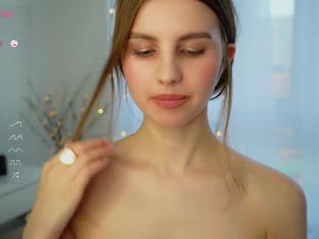 webcam girl fluffy_angel live cam image #10147648