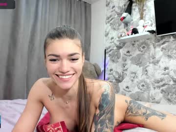 webcam girl joconda live cam image #1460847