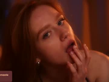 webcam girl lizzy_blaze live cam image #12859816