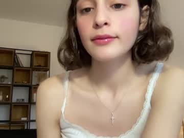 webcam girl wonderland_stia live cam image #7416409