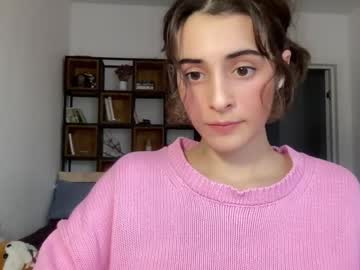 webcam girl wonderland_stia live cam image #7743642