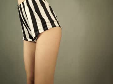 webcam girl cuteelsa_ live cam image #6508355