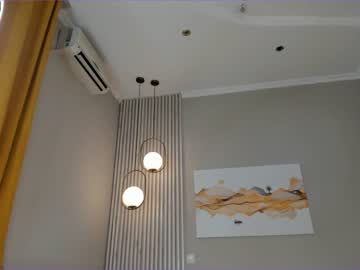 webcam girl taeni_lara live cam image #5486827