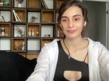 webcam girl wonderland_stia live cam image #7427403