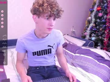 webcam man james_mil live cam image #4493411