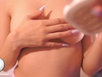 webcam girl germaine_jones live cam image #9948763