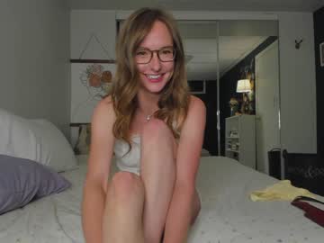 webcam girl innocentprovenguilty live cam image #2685695