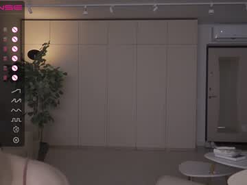 webcam girl oki_dokie live cam image #6396397