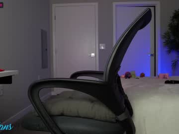 webcam girl fox_alina live cam image #6222653