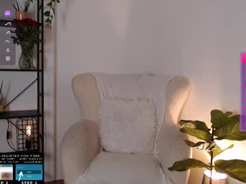 webcam girl lucylia_ live cam image #13038027