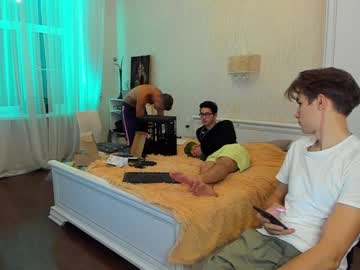 webcam man purple_gang live cam image #14368