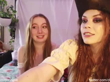 webcam girl chrysanthulu live cam image #572757