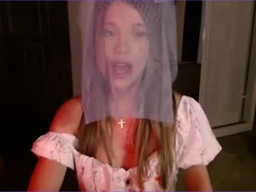 webcam girl bitter_moon live cam image #4061980