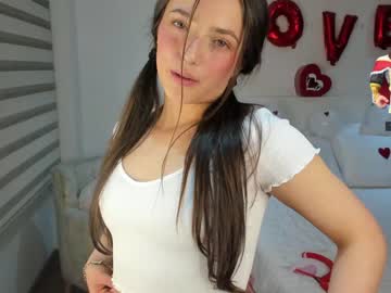 webcam girl gabrielaa_18 live cam image #7116771