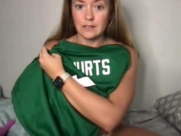 webcam girl thatfiteaglescouple live cam image #10510040