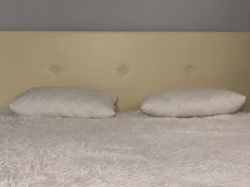webcam girl lauratanguy live cam image #11015692