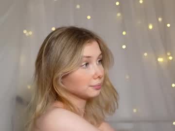 webcam girl april_blush live cam image #9692078