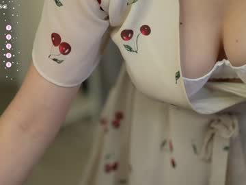 webcam girl floret_joy live cam image #7821775