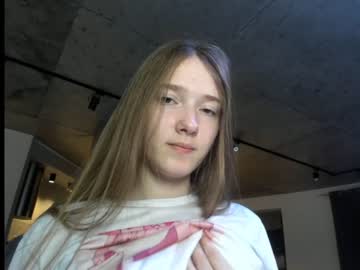 webcam girl mysat live cam image #2683155
