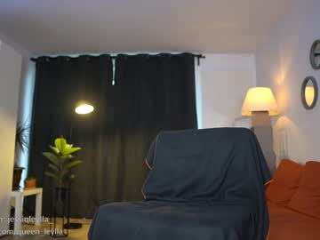 webcam girl queen_leylla live cam image #649381